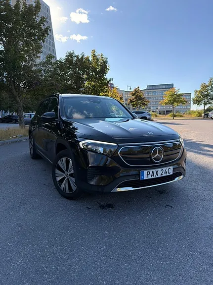 Mercedes-Benz Eqb250+