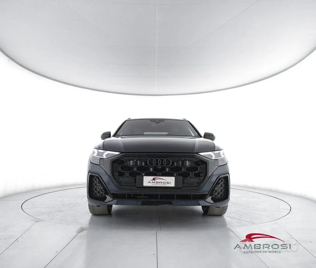 Audi Q8 2025 photo 5