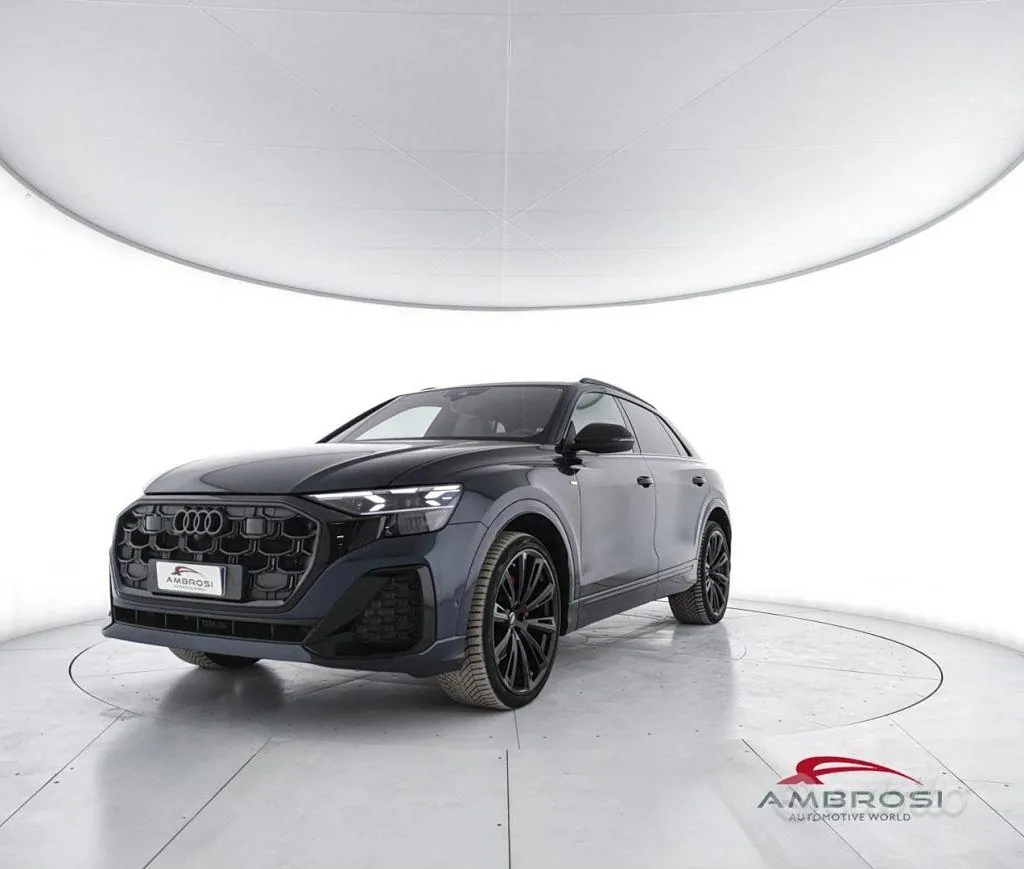 Audi Q8