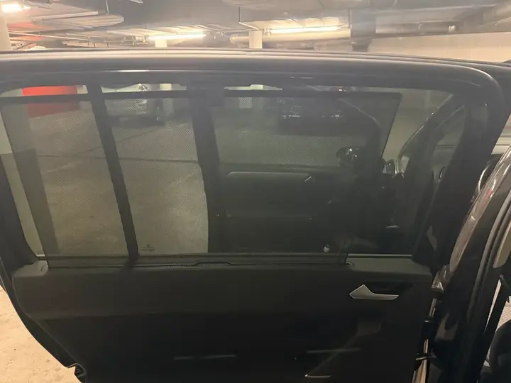 Volkswagen Touran 2016 photo 2