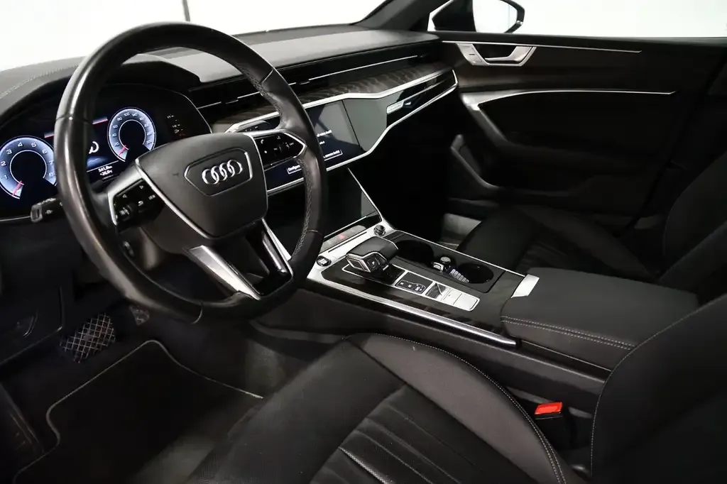 Audi A7 2022 photo 2