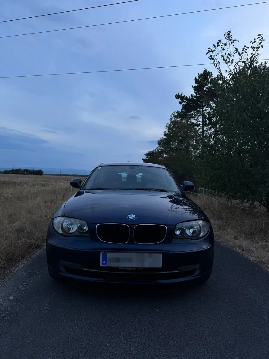 BMW 1 Series 2011 photo 3