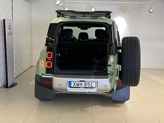 Land Rover Defender 2023 photo 4