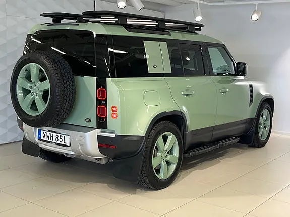 Land Rover Defender 2023 photo 3