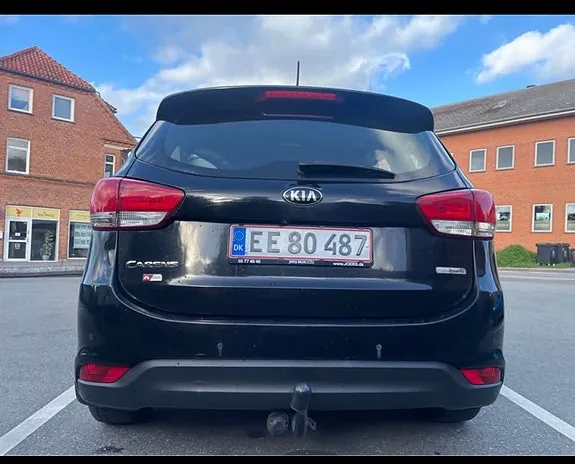 Kia Carens 2015 photo 2