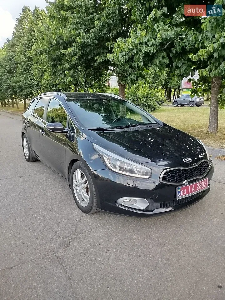 Kia Ceed 2013 photo 3