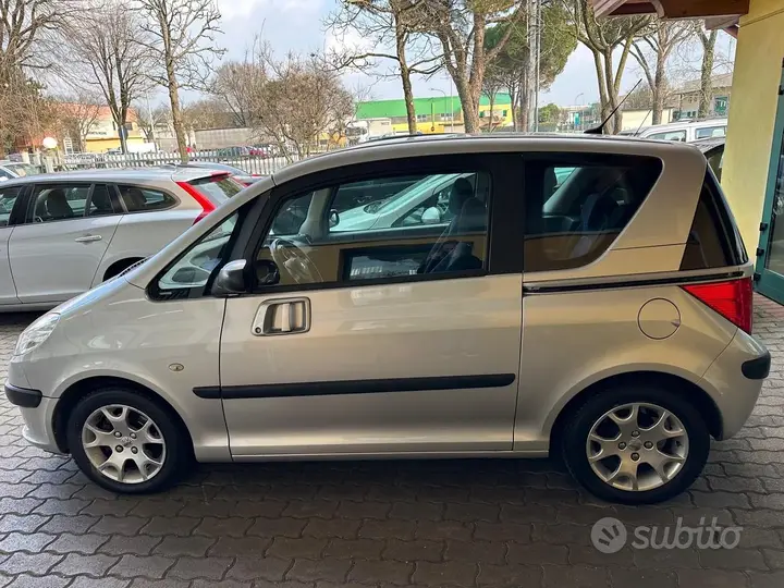 Peugeot 1007 2007 photo 5