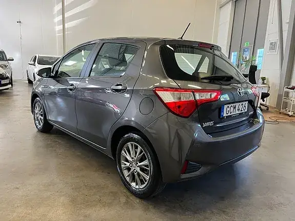 Toyota Yaris 2017 photo 5