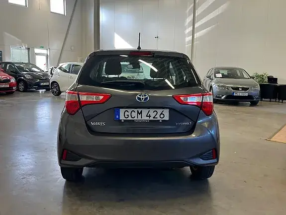 Toyota Yaris 2017 photo 4