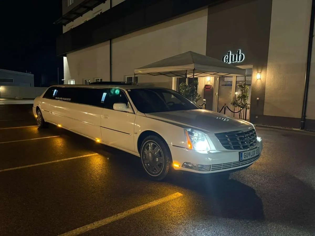 Cadillac Dts 2006 photo 3
