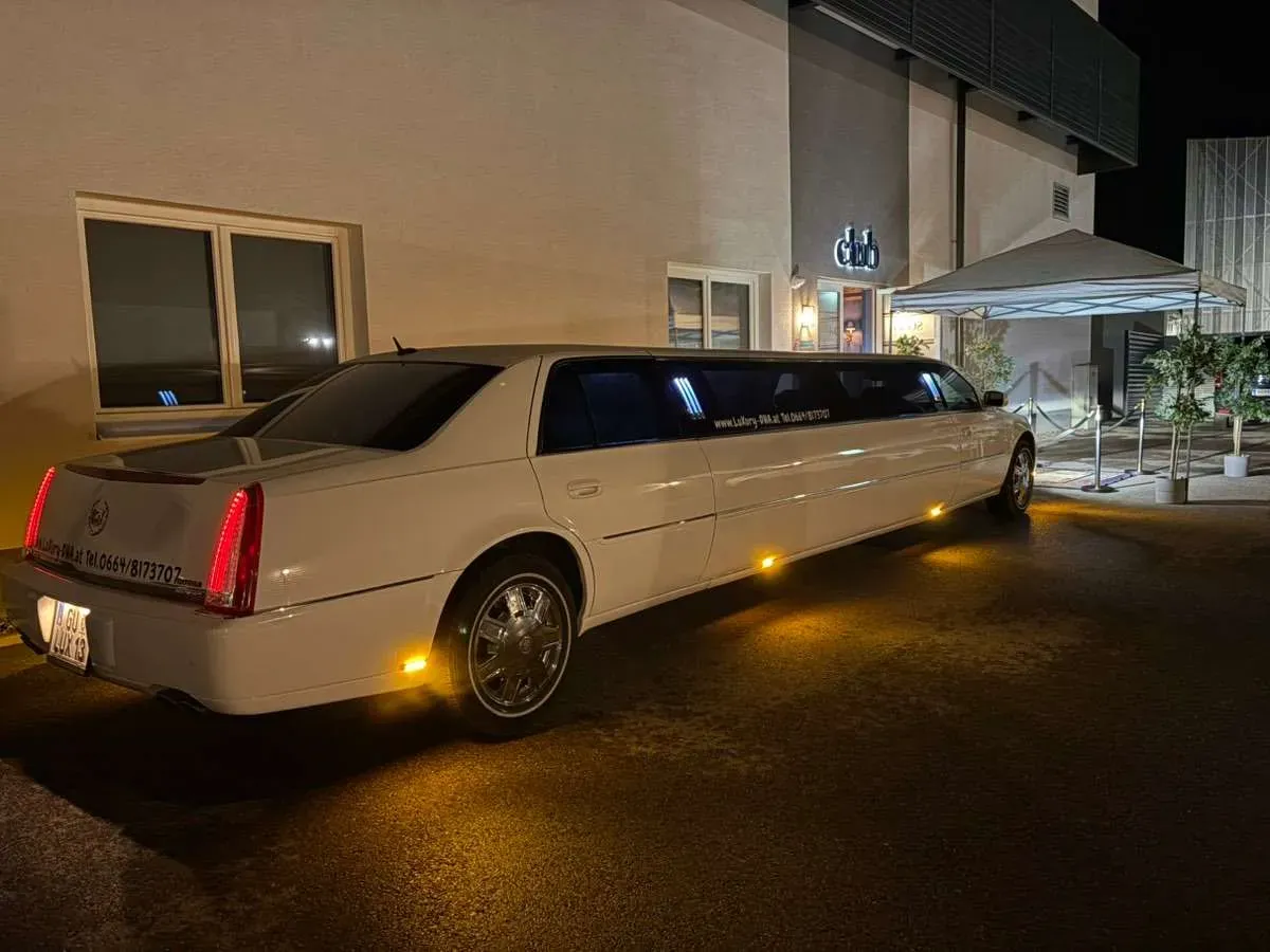 Cadillac Dts 2006 photo 2
