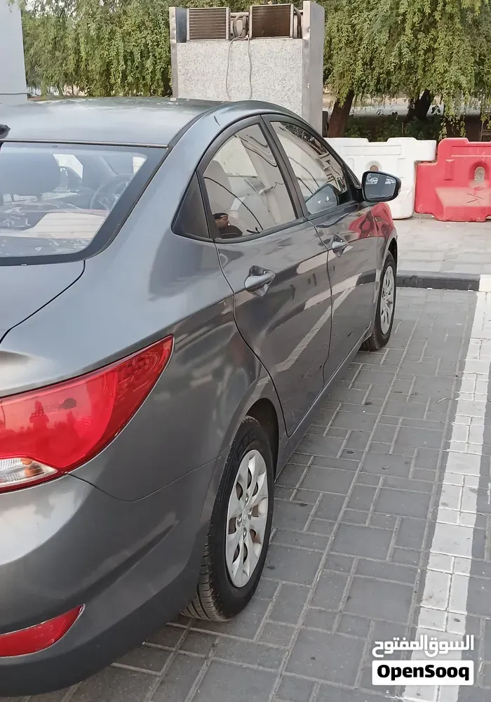 Hyundai Accent 2016 photo 2