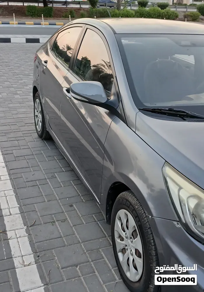 Hyundai Accent 2016 photo 4