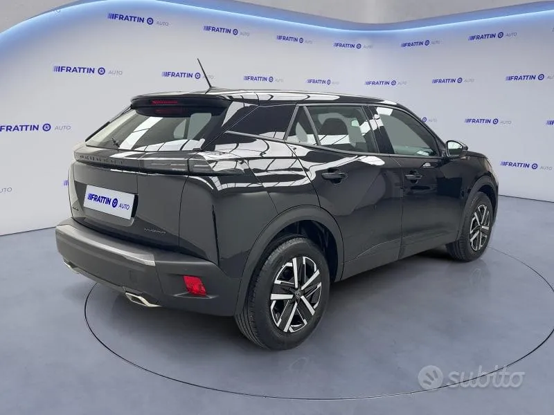 Peugeot 2008 2025 photo 3