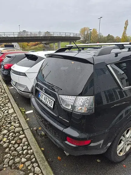 Mitsubishi Outlander 2012 photo 4