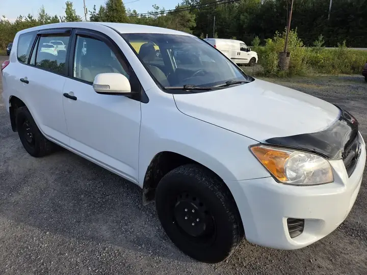 Toyota Rav4 2012 photo 3