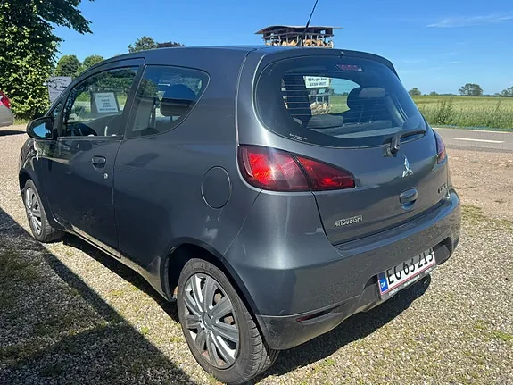 Mitsubishi Colt 2009 photo 3