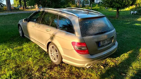 Mercedes-Benz C 220 2011 photo 3