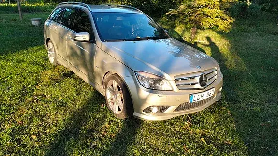 Mercedes-Benz C 220 2011 photo 5