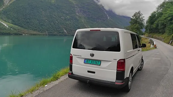 Volkswagen Transporter 2017 photo 5