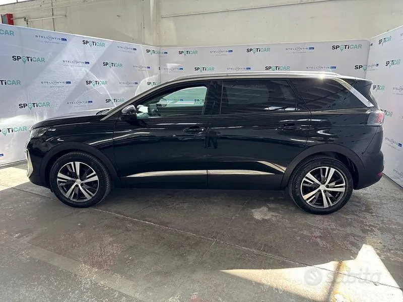 Peugeot 5008 2024 photo 2