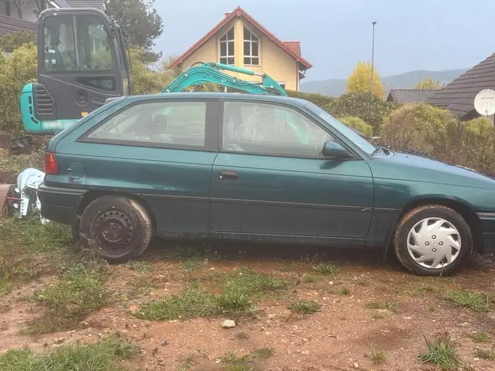 Opel Astra F