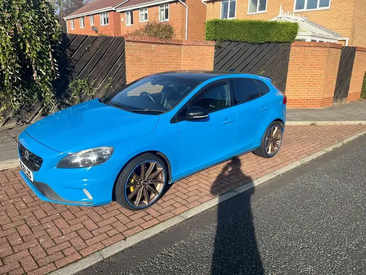 Volvo V40 2013 photo 2