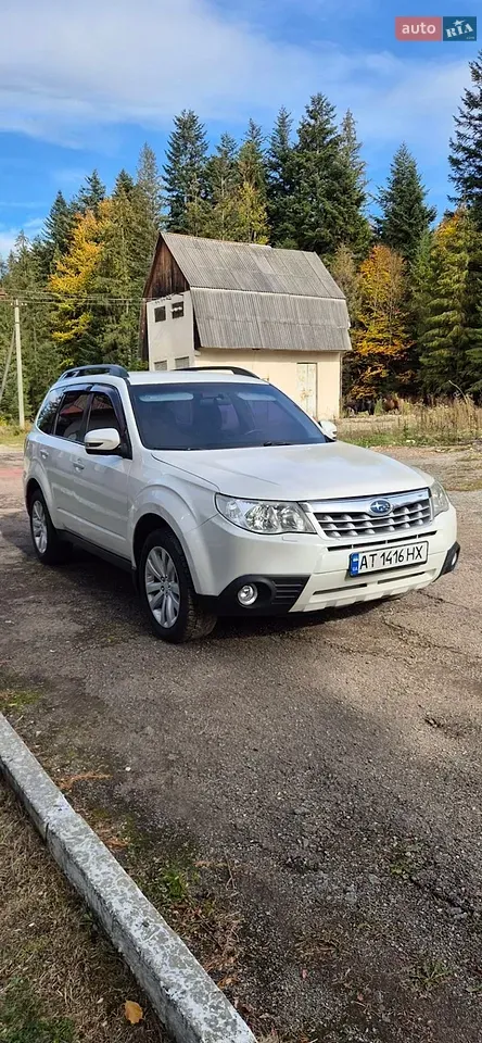 Subaru Forester 2011 photo 3