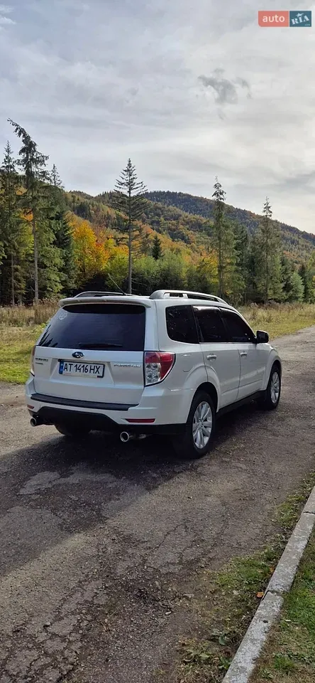 Subaru Forester 2011 photo 4