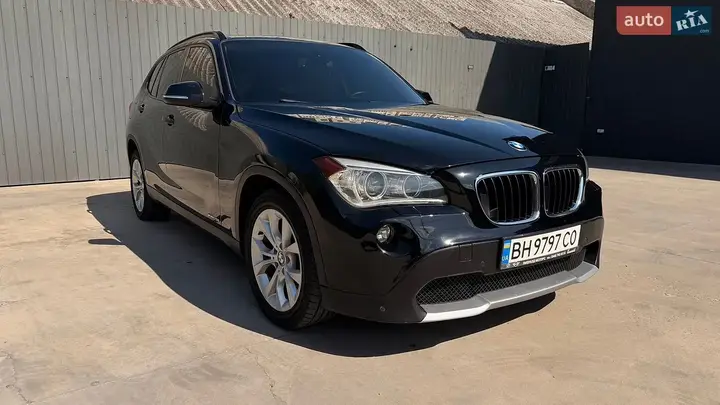 BMW X1 2013 photo 2