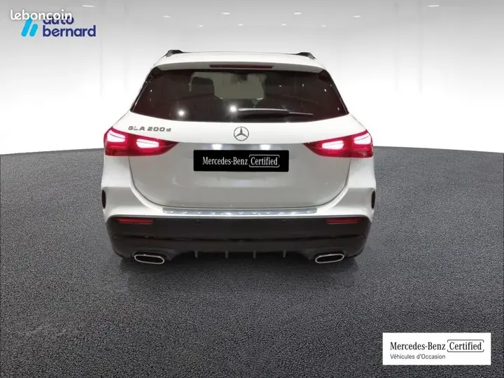 Mercedes-Benz Gla 2024 photo 5