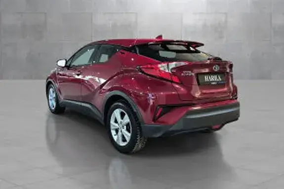 Toyota C-Hr 2018 photo 3