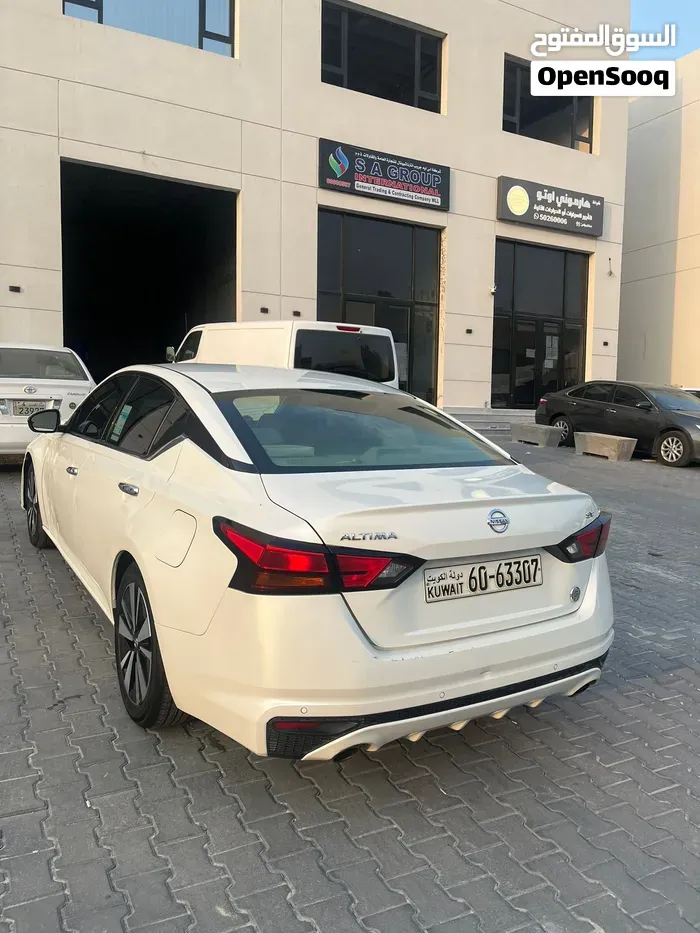 Nissan Altima 2021 photo 4