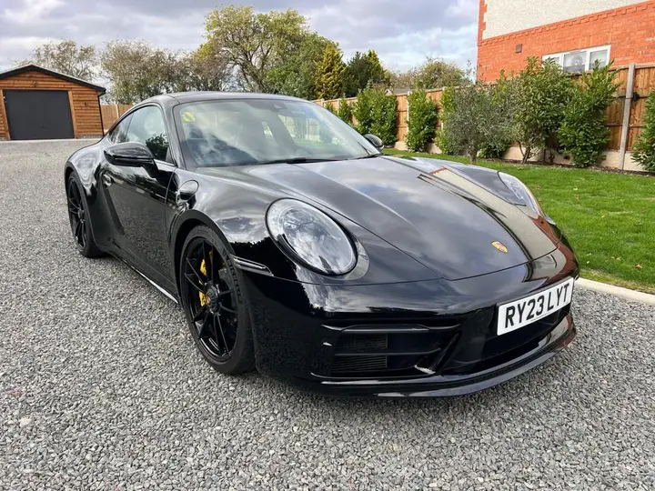 Porsche 911
