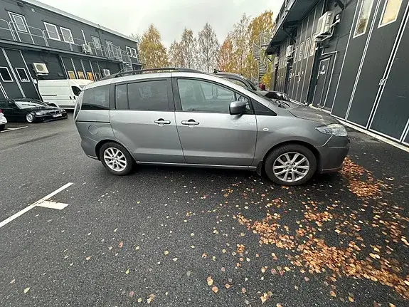 Mazda 5 2010 photo 2