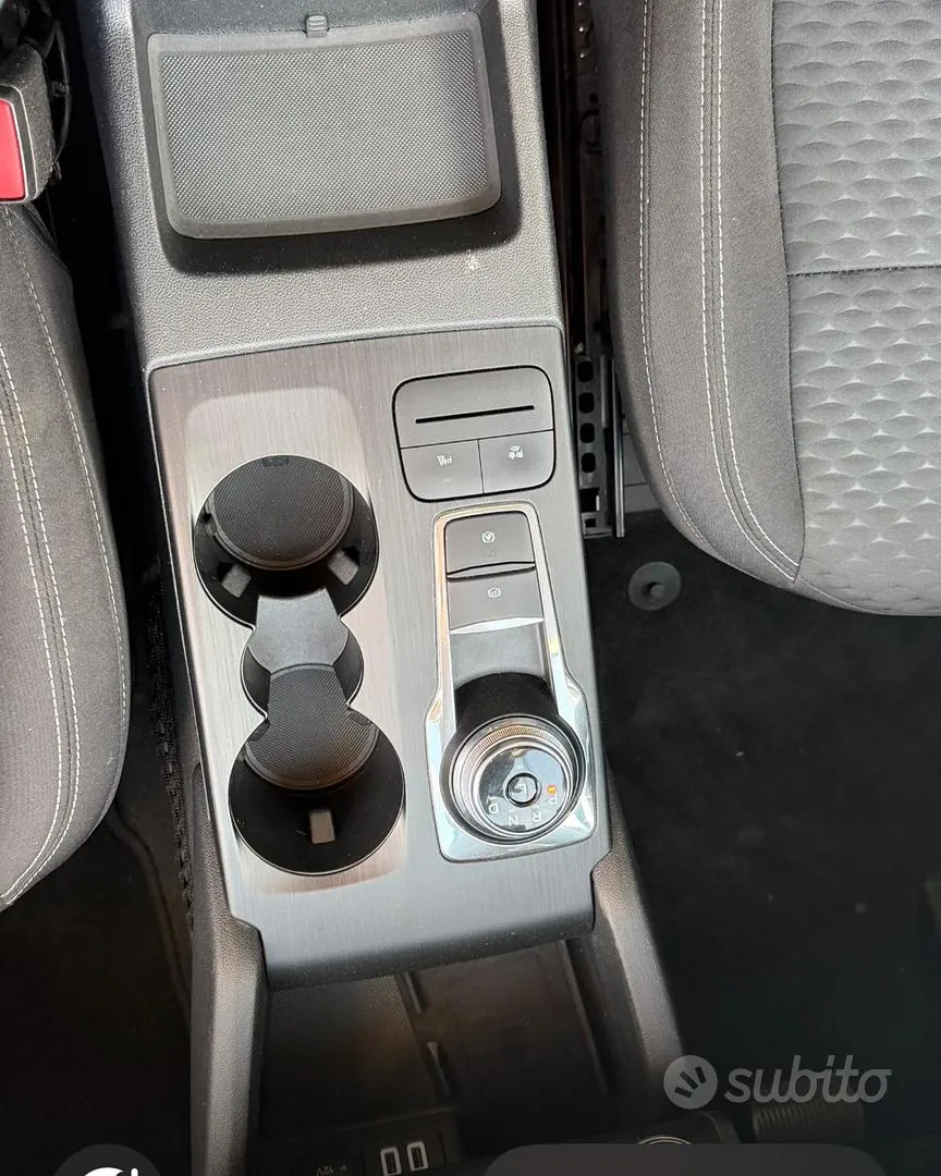 Ford Kuga 2020 photo 2