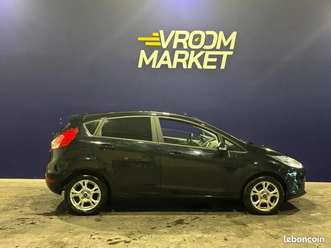 Ford Fiesta 2017 photo 2