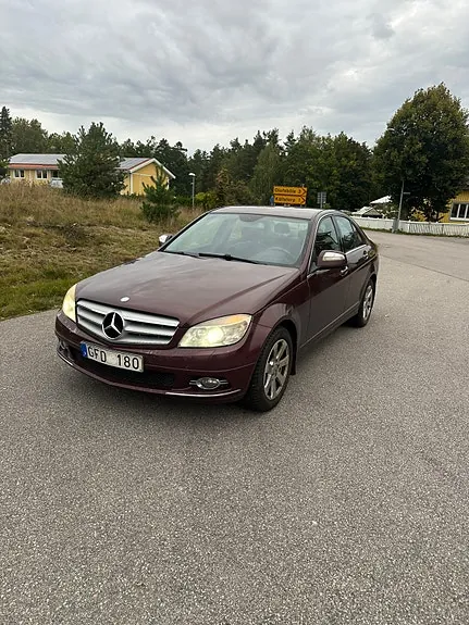 Mercedes-Benz C200
