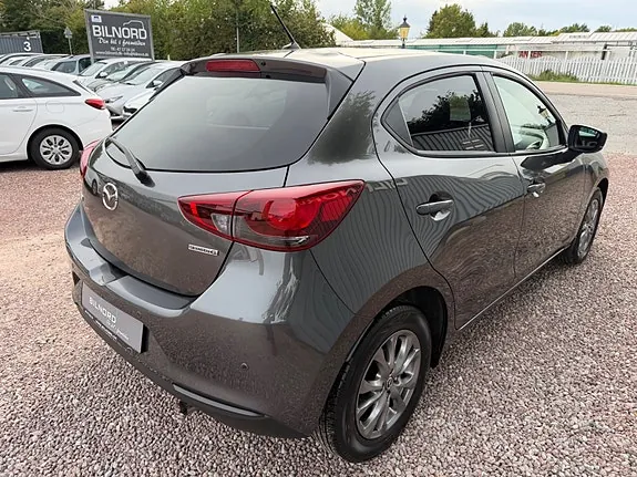 Mazda 2 2020 photo 3