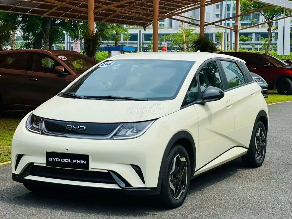 BYD Dolphin 2026 photo 3