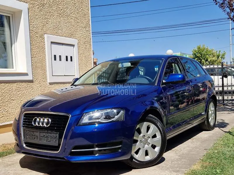 Audi A3 2012 photo 2