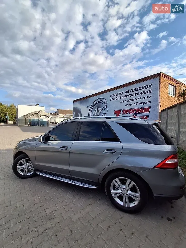 Mercedes-Benz M-Class 2013 photo 4