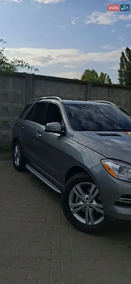 Mercedes-Benz M-Class 2013 photo 2