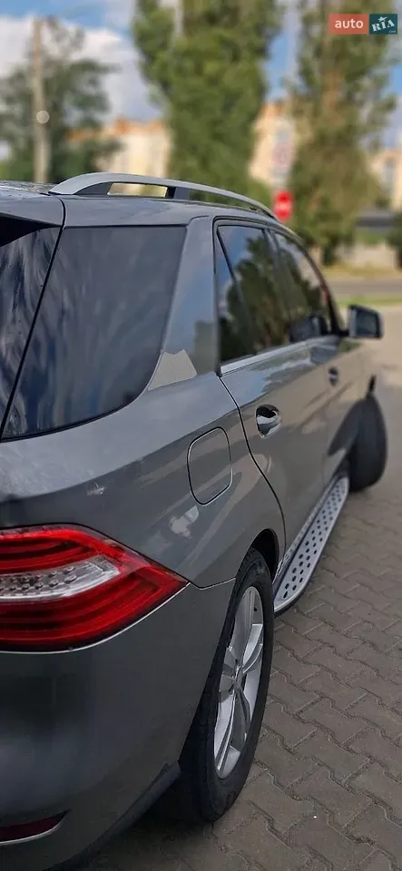 Mercedes-Benz M-Class 2013 photo 3