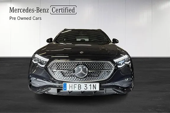 Mercedes-Benz E300 2026 photo 2