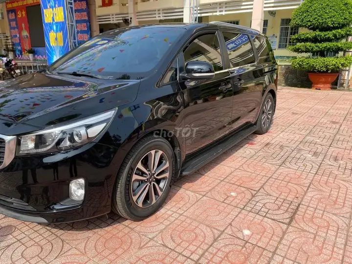 Kia Grand Sedona 2016 photo 5