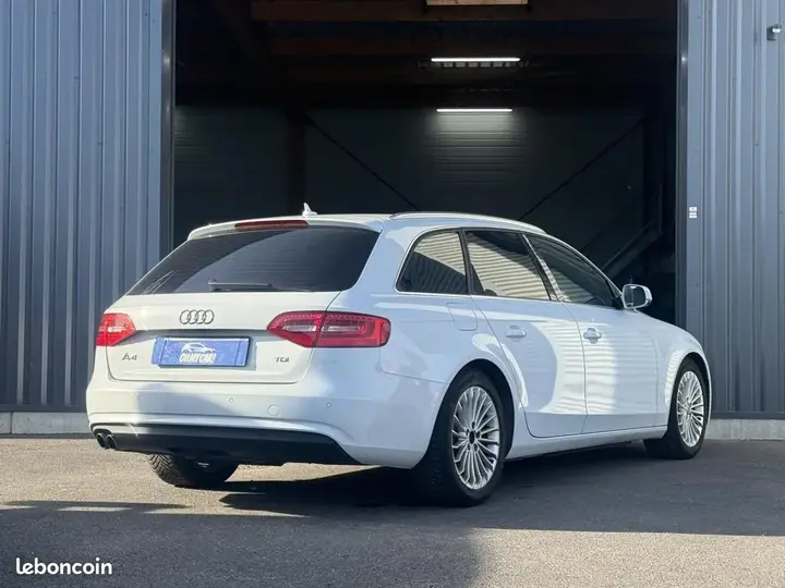Audi A4 2015 photo 4