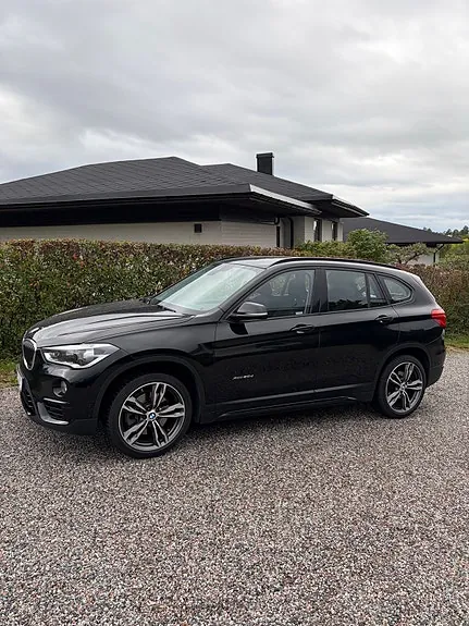 BMW X1 2016 photo 3