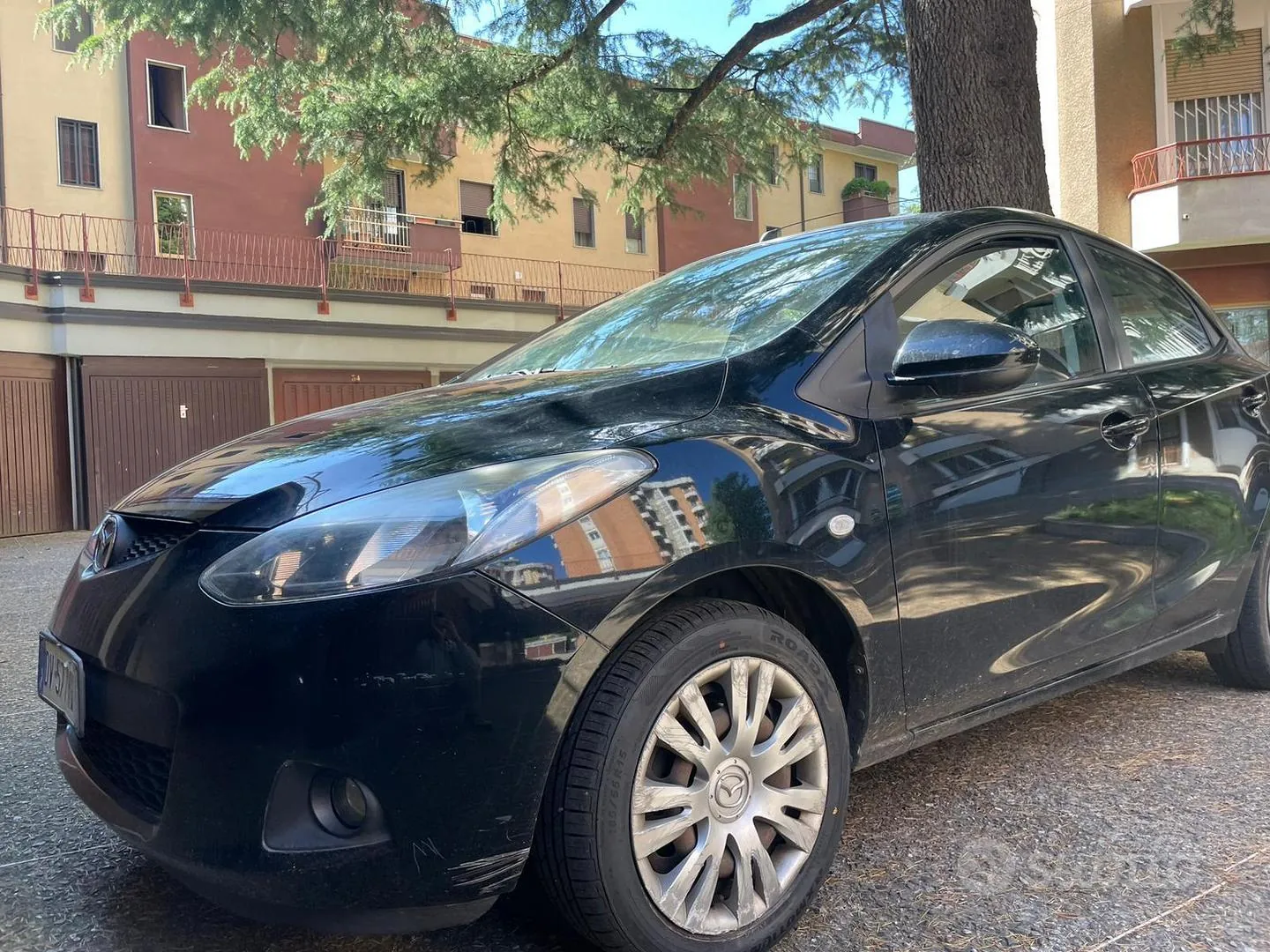 Mazda 2 2009 photo 2