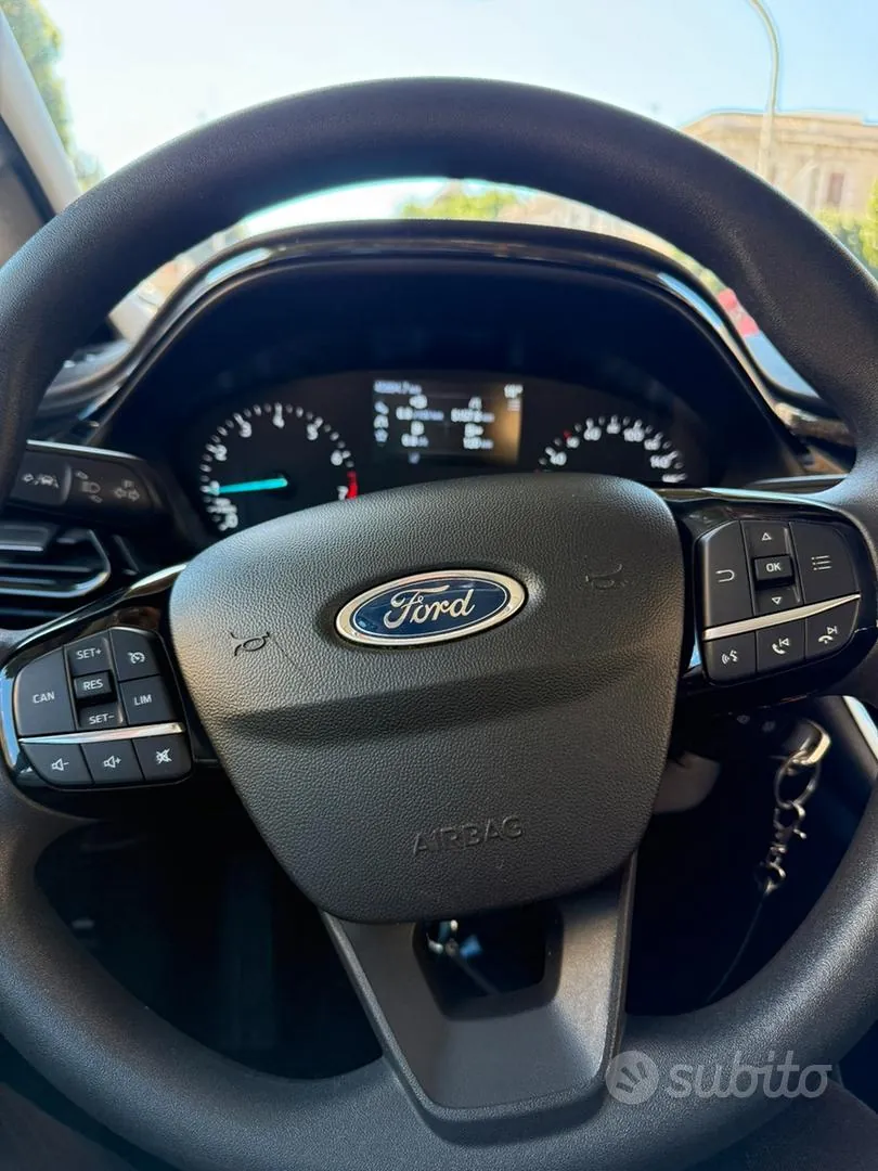 Ford Fiesta 2022 photo 4